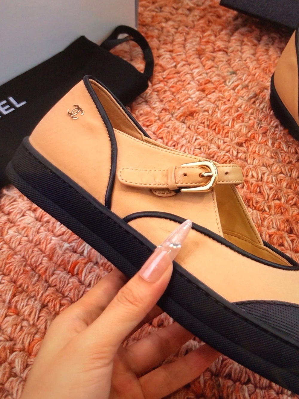 CHANEL Beige and Black Mary Jane Flats with Gold Buckle - Picture 7 of 8